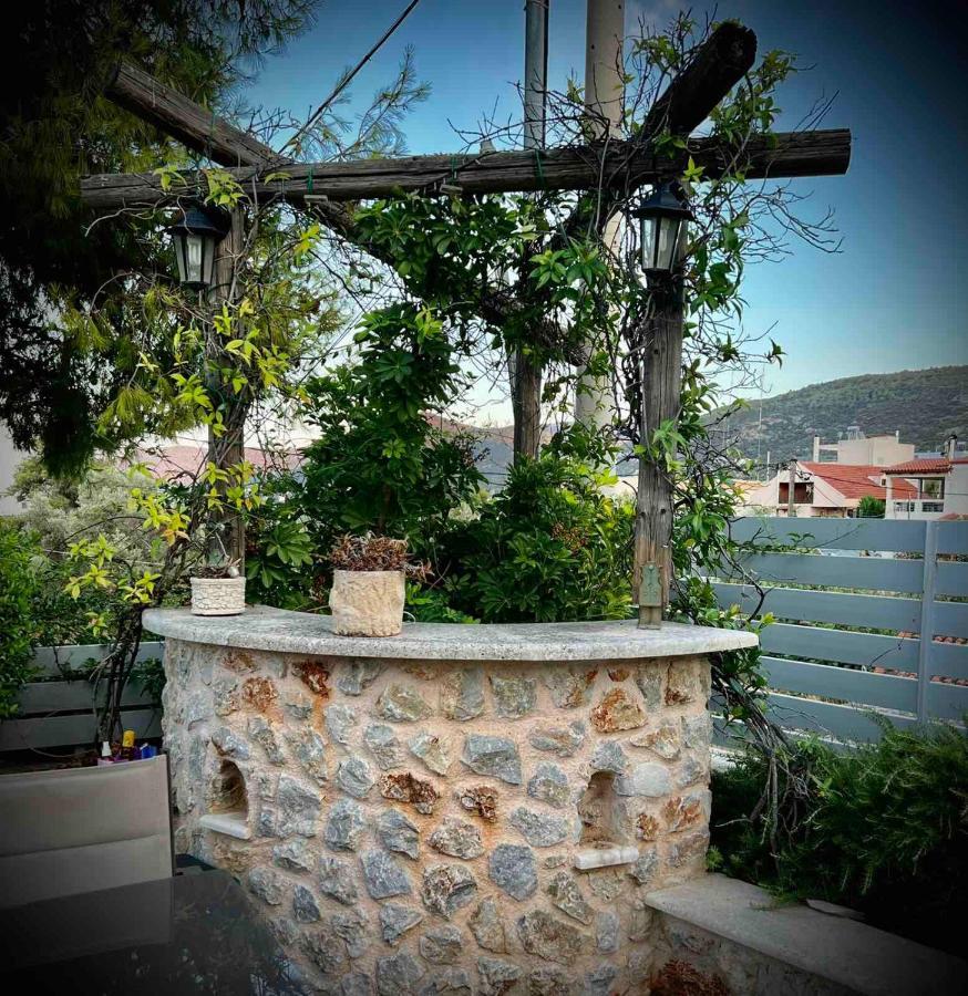 Ένας Ευχάριστος Χώρος Με Πισίνα Pórto Ráfti Exterior foto